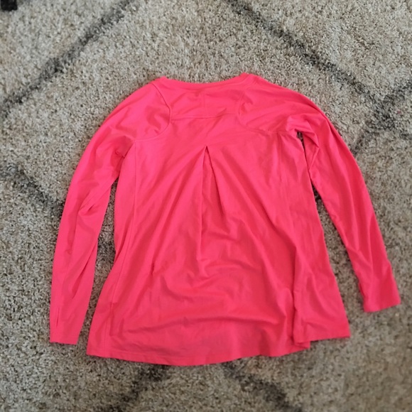 Maternity workout top - Picture 3 of 3